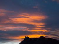 Rötliche Wolken UFO's über dem Zellerhorn